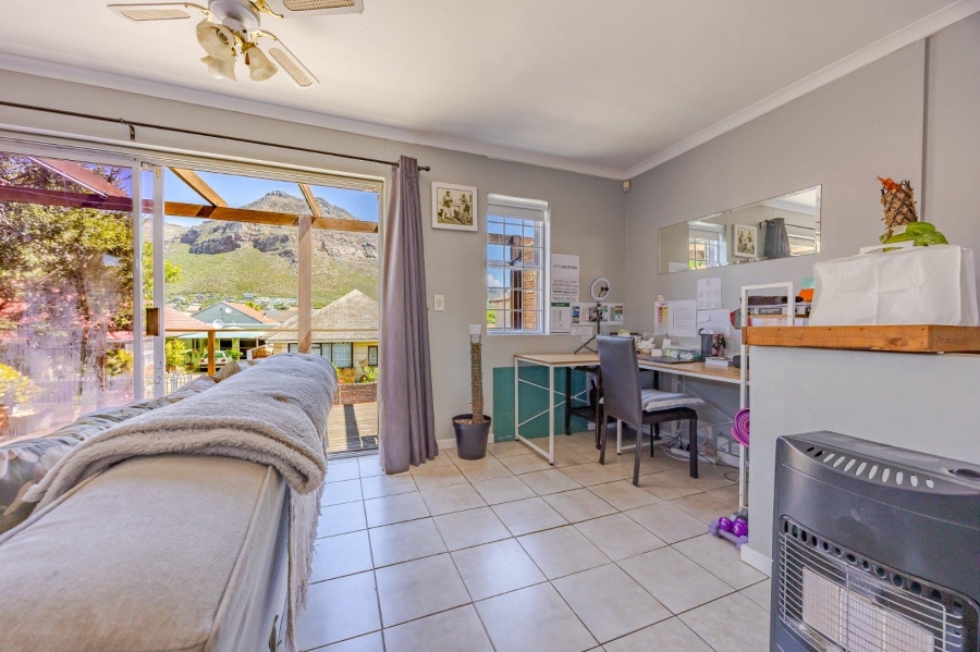 3 Bedroom Property for Sale in Muizenberg Western Cape